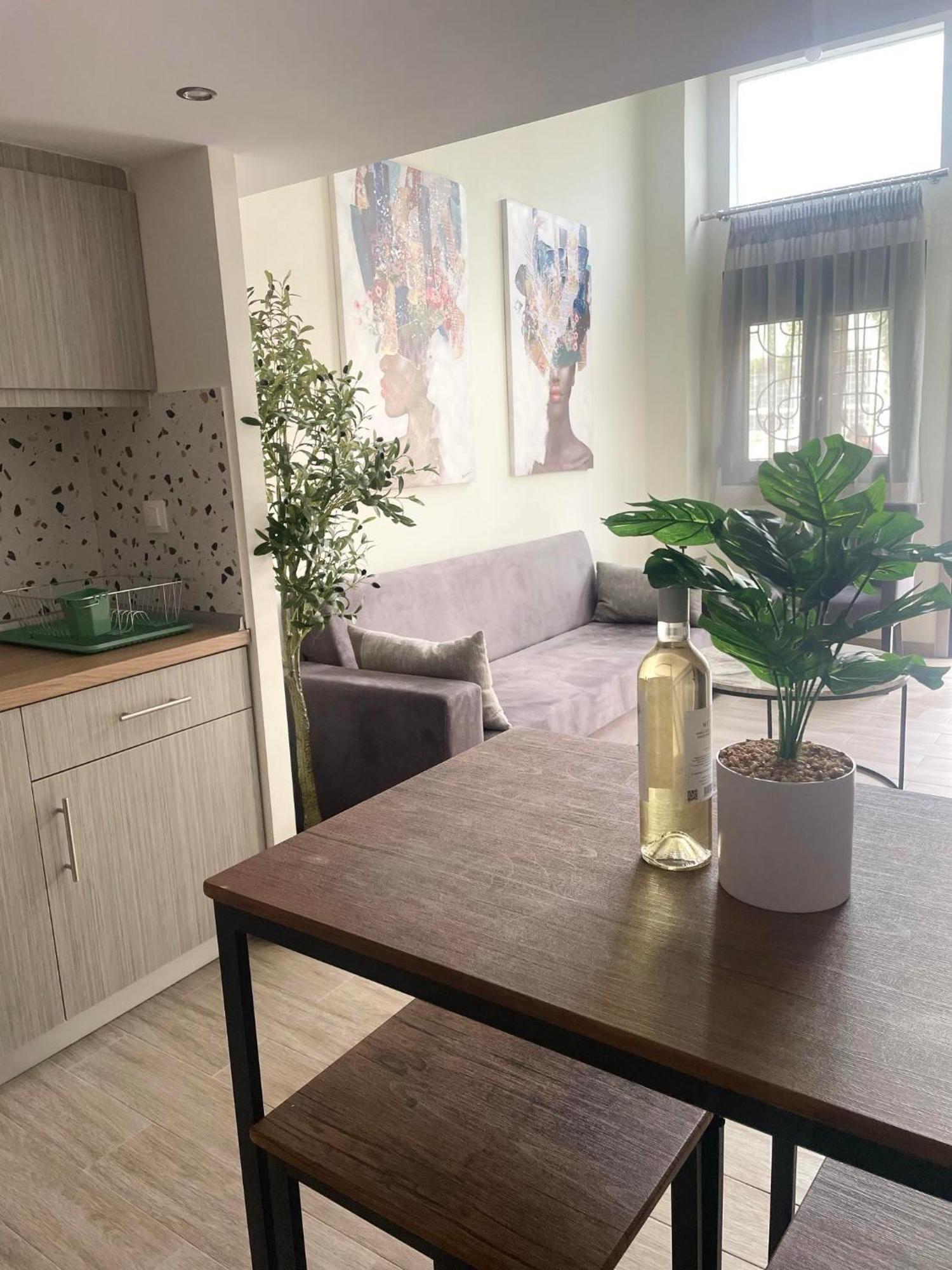 Trainstation Apartment In Thessaloníki Exteriör bild