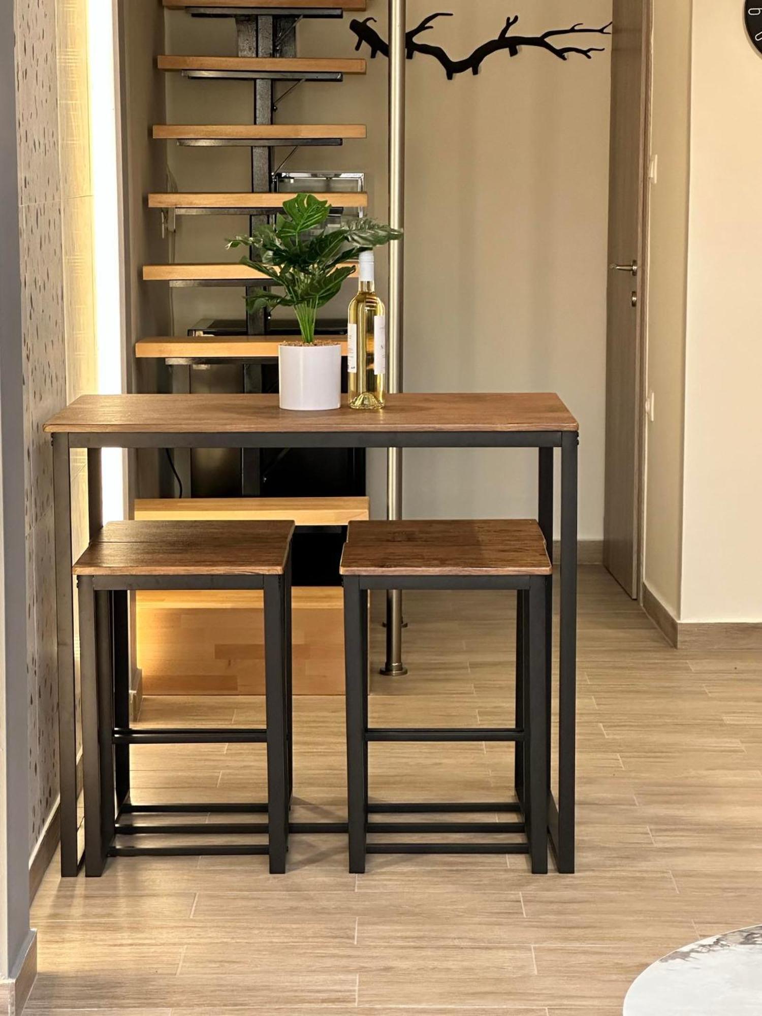 Trainstation Apartment In Thessaloníki Exteriör bild